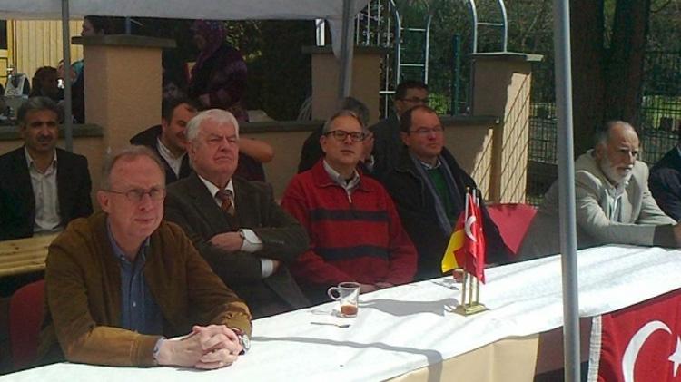 Bürgermeister Pantförder und die CDU besuchten den Basar der türkischen Gemeinde in Suderwich