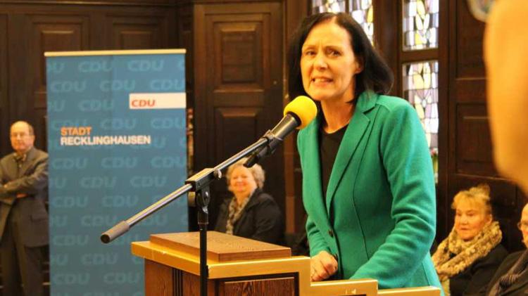 Laschet unterstützt Kurs der Kanzlerin