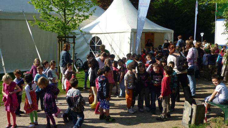 Süder Kinder besuchen die Ruhrestspiele